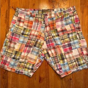 Vibrant Plaid Men's Shorts